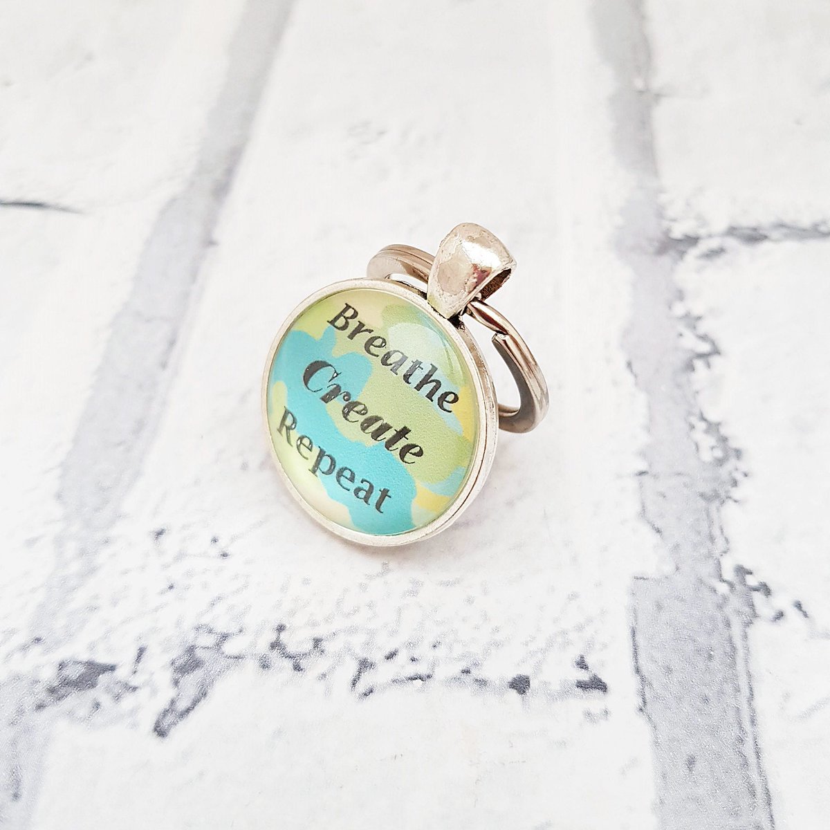 martisanne's tweet photo. Crafters keychain, crafting jewelry, gift for crafters, artist keyring, art teacher gift, art student gift, craft addict key fob, create, Q2 https://t.co/8eMm1CQlw7 #TMTinsta #EtsyTeamUnity #GiftForCrafters https://t.co/71lgZBOpSs