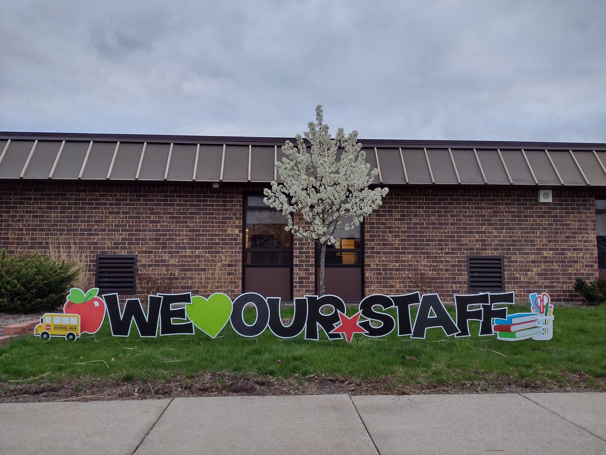 Yes, we do LOVE our staff <a href="/MiddleHadley/">HMS33c</a>. #33pride