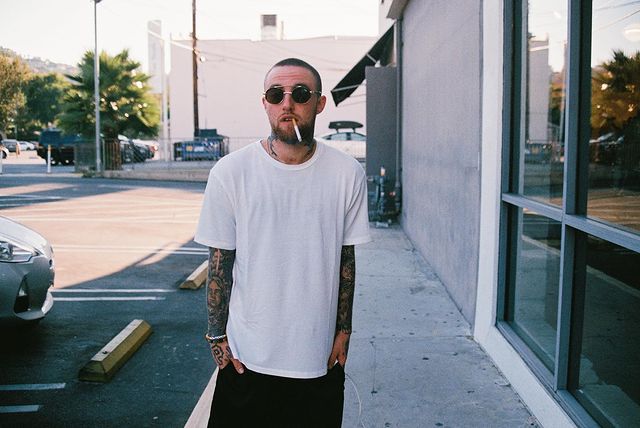 _c_l_o__'s tweet photo. Happy Mac Miller Monday https://t.co/Nluk6e22vj