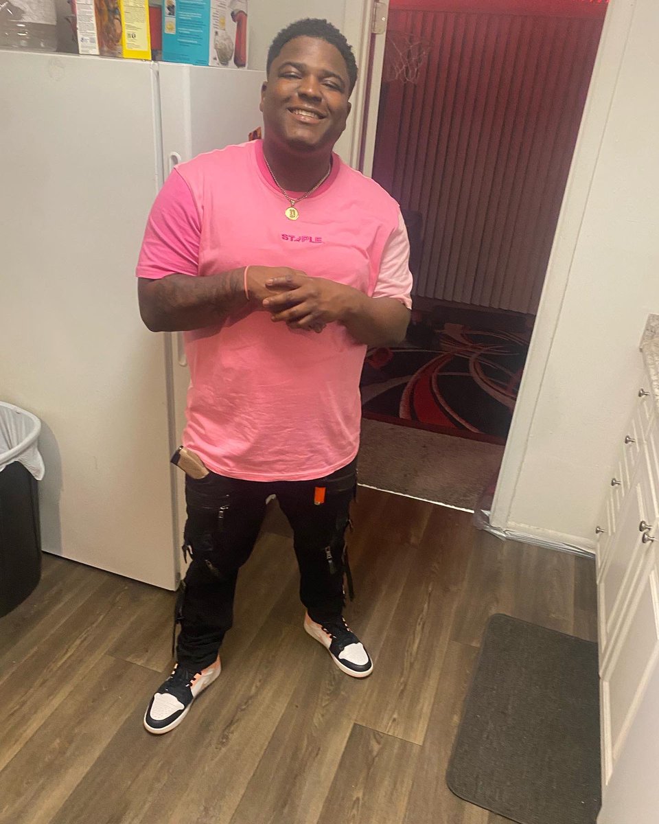 itsdeucee2's tweet photo. I’m not a goat but I fit the description 🐐EST: May 2nd 1996 🧡🤞🏾🐻 #JJAM #ItsDeucee #DDP https://t.co/R0vvRQROIZ