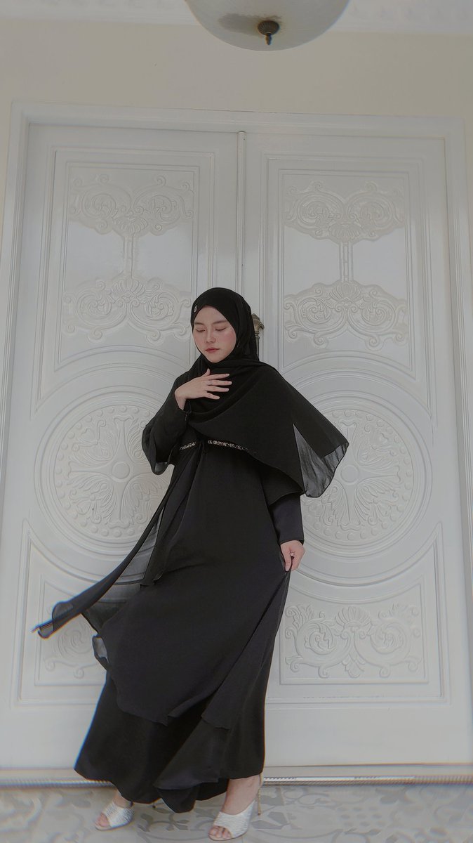 Restupus's tweet photo. Habibie 🖤 https://t.co/xcETITLPu0