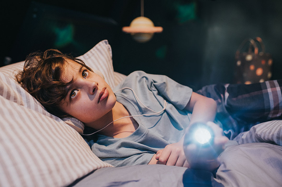 SAINTLUCYReps's tweet photo. Catherine Falls was commissioned by @MeniconUK to shoot the campaign for their revolutionary corrective contact lens. The Menicon Bloom Night lens is made to correct nearsightedness with regular overnight wear, even in children.
https://t.co/kVUXDXvInI https://t.co/tTOXYv1jA3