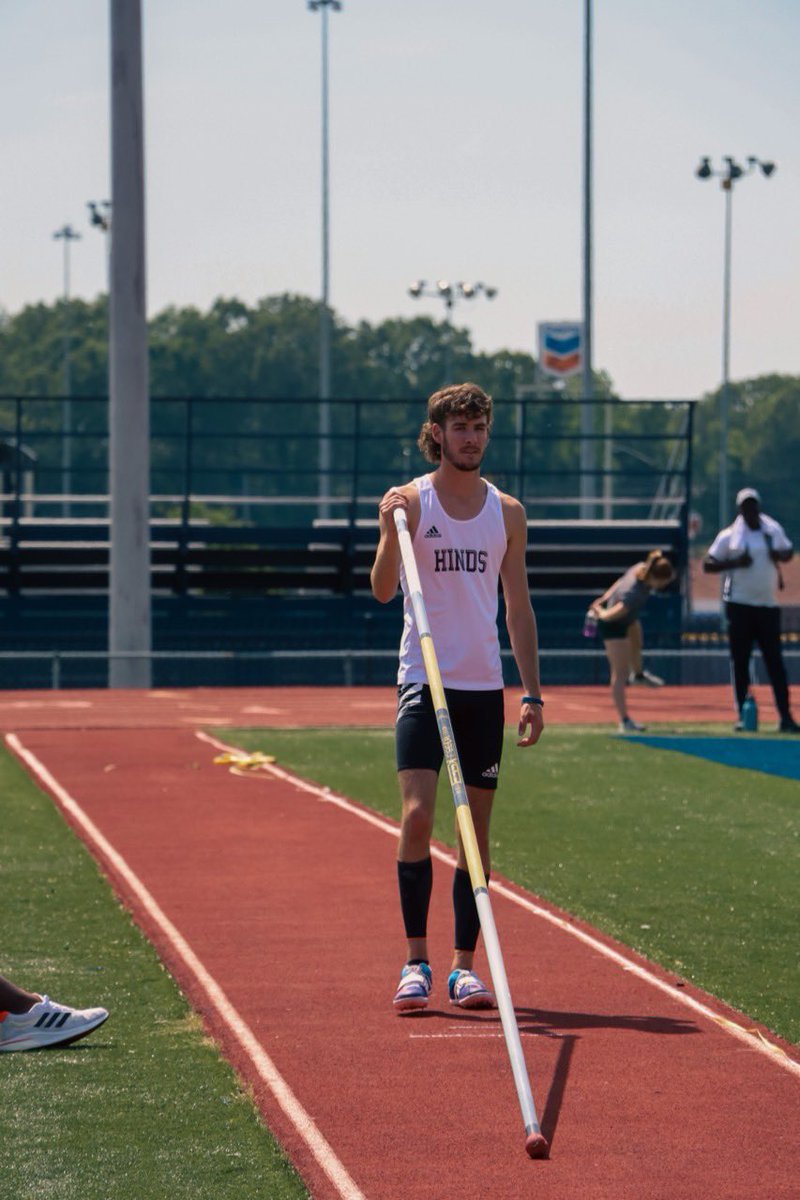 I am not done yet just wait…✅ 
<a href="/VaulterMagazine/">Vaulter MAGAZINE</a> 
<a href="/teamessx/">TeamESSX</a>