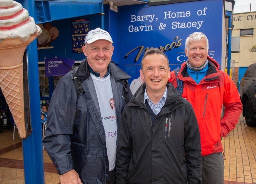 walkforpia's tweet photo. Lesson 9: ⁦@DerekTheWeather⁩ is a god, and not just a TV meteorologist one either. Thank you for your unwavering support, Derek! Good #Barry boy… ⁦@BBCWalesNews⁩ #andwerewalking https://t.co/6jaPxubcyX