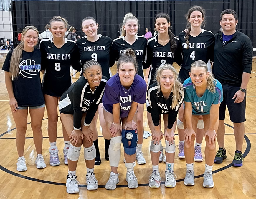Congrats to 17 Black for punching their ticket to USAV Nationals in Indy later this summer! They went 4-1 on the day earning the 17 American Bid! Way to go ladies! <a href="/CCVBCrecruit/">Circle City Volleyball Recruiting</a> #circleproud #bidszn