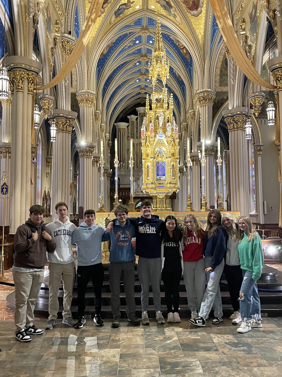 hcbro1's tweet image. Walking through Holy Cross History