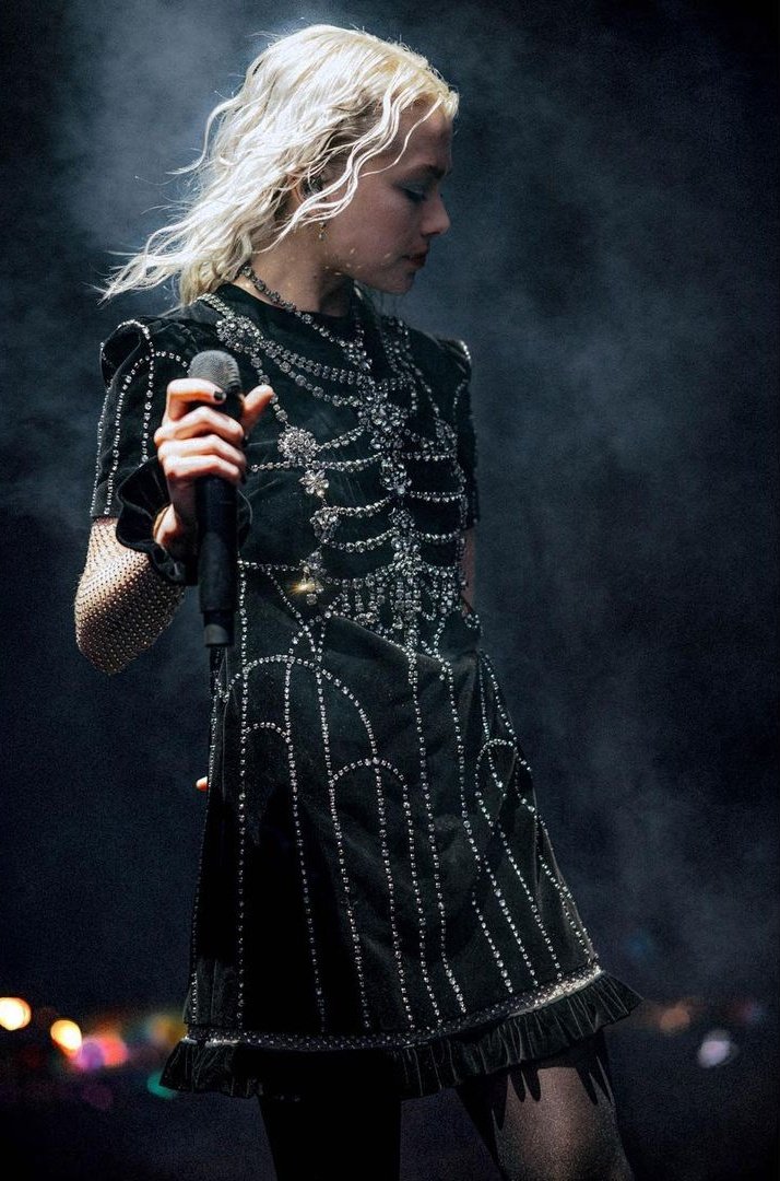 PHOEBE BRIDGERS UPDATES on Twitter "📸 Phoebe Bridgers at Coachella
