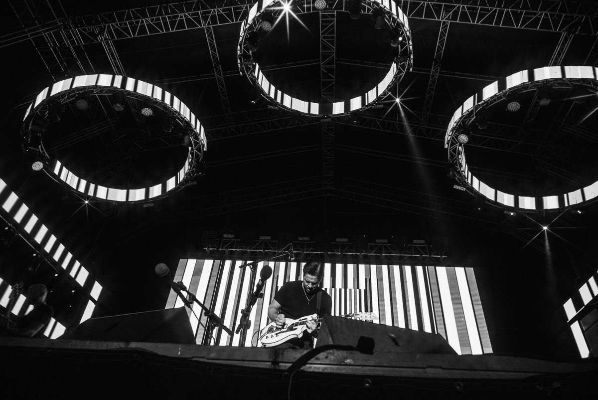 TopoMaseda's tweet image. Last show
@RodrigoSolo_ with @VINILOVERSUS 

At @SunsetRoll