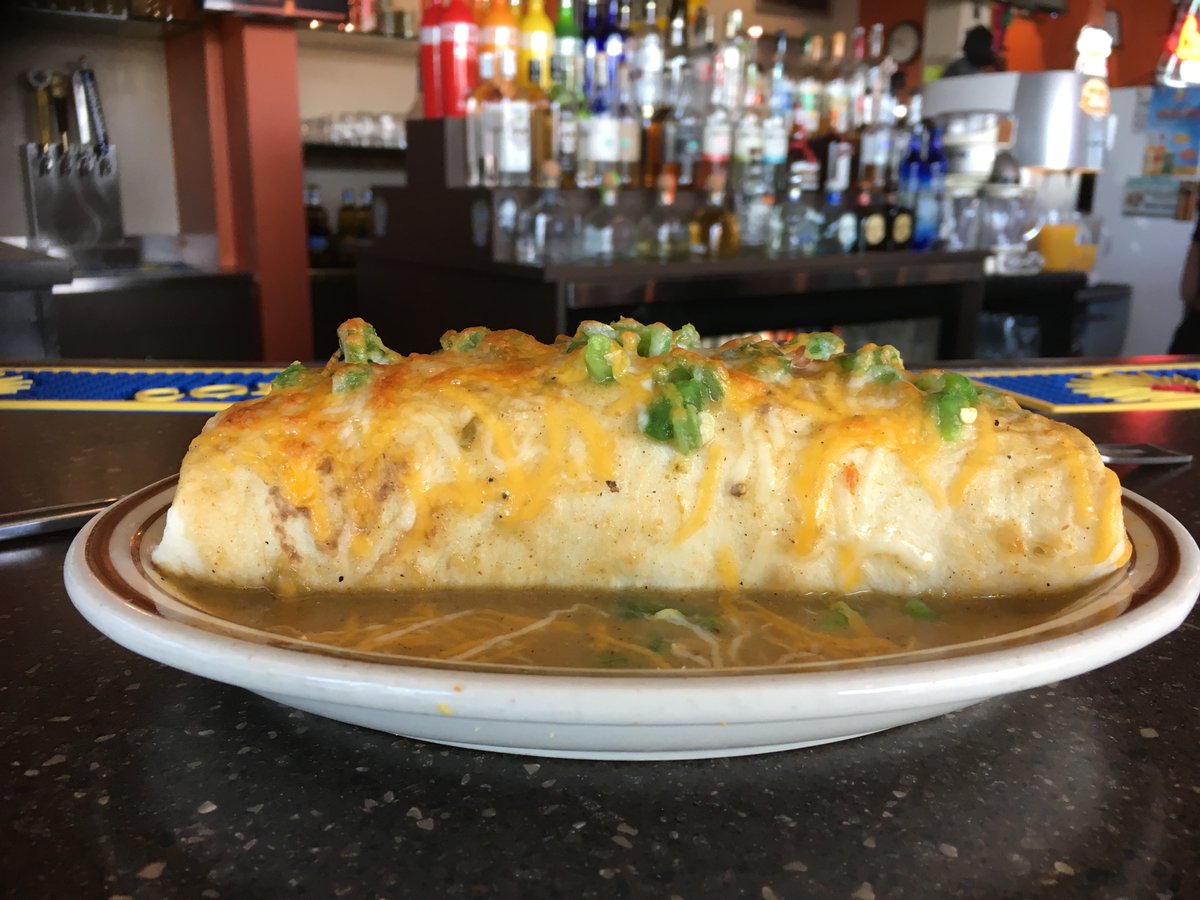 EmiliosAlmostFa's tweet photo. Breakfast Burritos - Ole' 
.
.
.
.
#tacosburritosbooze #ole #happyhour #westminsterco #broomfieldco #303foodie
#5280burritos #5280tacos #5280booze #eatgreenchili #lunashine #doradohabanero #broomfieldco #coloradolocal #303food
#303drinks #doradohabanero https://t.co/pErJFanOnM