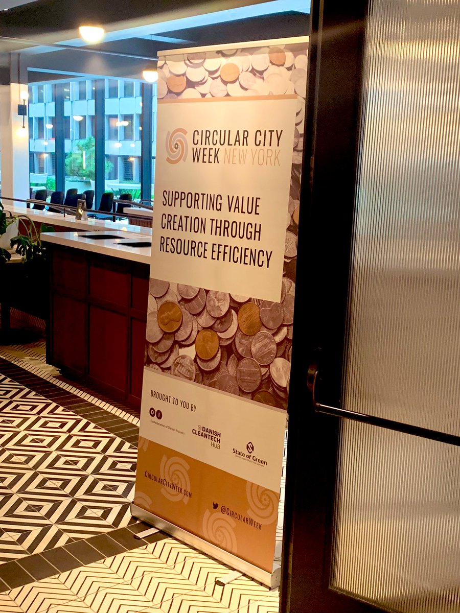 SmartCity_Tech's tweet photo. Is is starting! We are at the opening session of @circularweek! Organized by the @DKCleantechHub. Over 100 events happening in #NewYork. Let’s go for the week! #CircularMissionSCT https://t.co/zx8WP23tQr