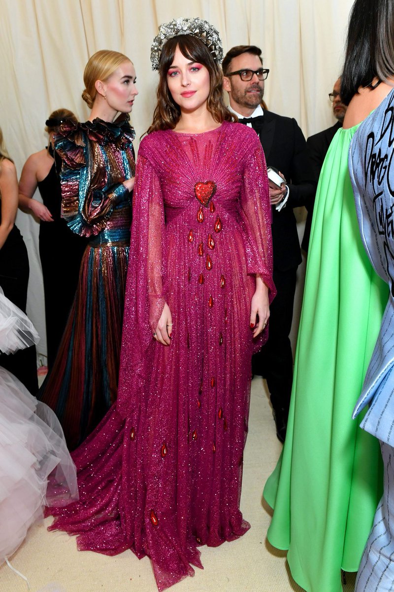smilingems's tweet photo. in honor of met gala monday, ladies and gentlemen: dakota johnson wearing gucci at the met✨ https://t.co/wOrx5bhCkq