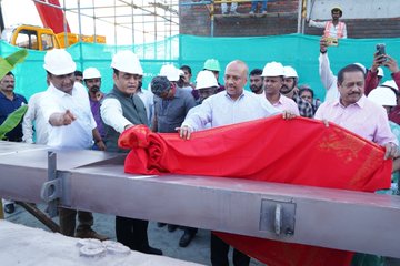 4000-kg sword for Kempegowda statue arrives at Bengaluru airport | The News  Minute