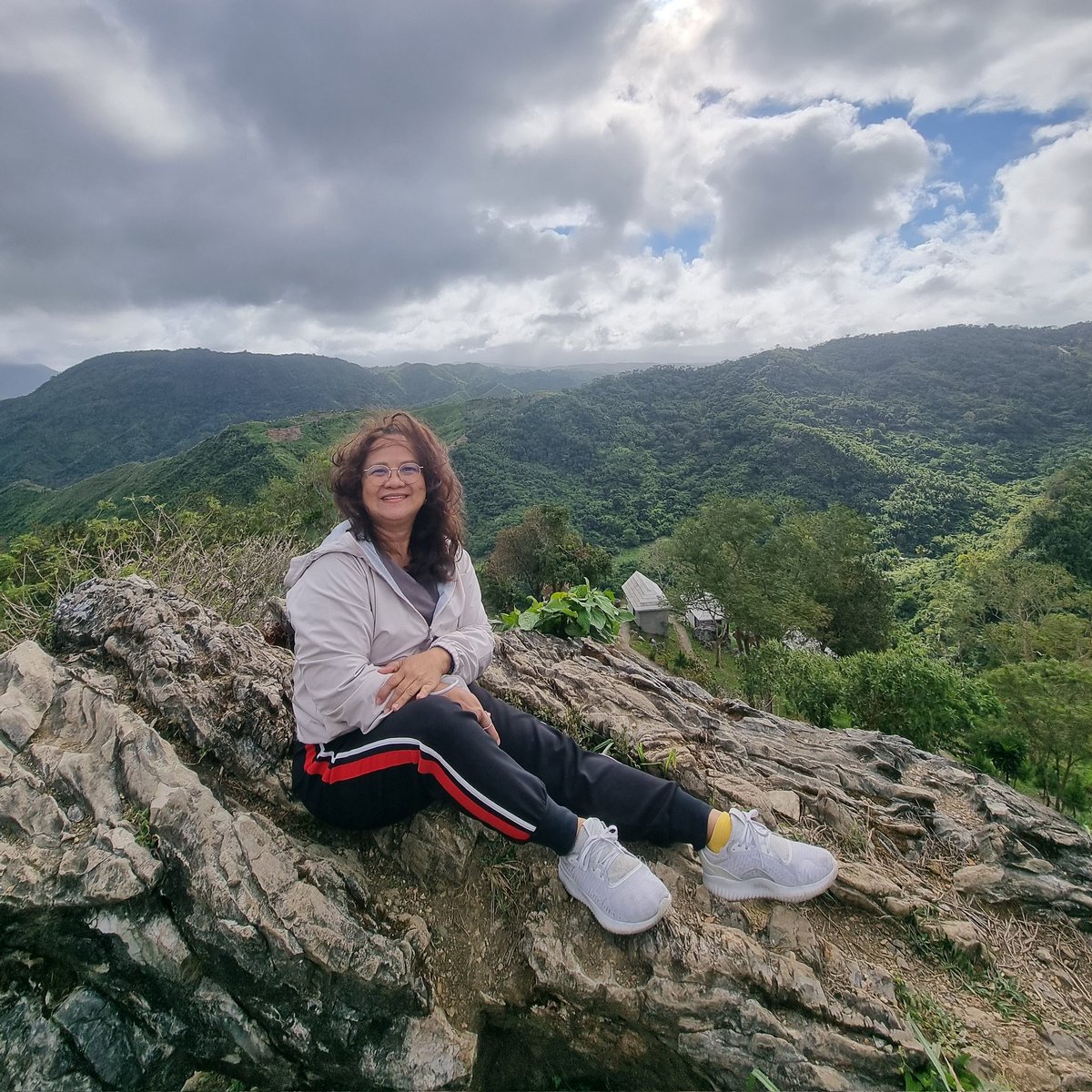 dmanlapaz8's tweet photo. #NewProfilePic https://t.co/vo1gO41G3T