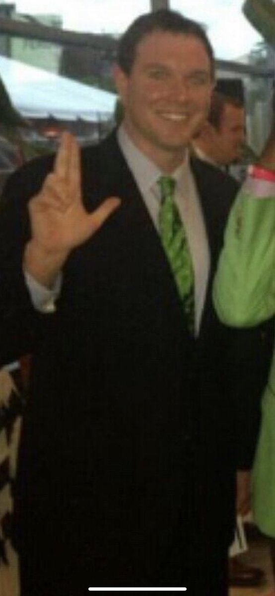 JROCK187KSR's tweet photo. #L1C4 #LYEA @KySportsRadio @ryanlemond @DrewFranklinKSR @ShannonTheDude look at dis dude. #HOLLA https://t.co/5FuosO2CCr