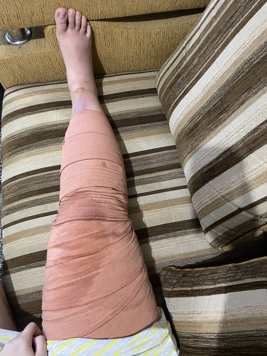 okvhslm's tweet photo. Kadang masih berharap kalau ini mimpi buruk 🥺🥺🥺 yaa Allah semoga menjadi pengugur dosa.. Aamiin 😇 https://t.co/jsH9WoATCD
