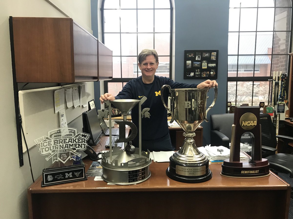 CoachPearsonUM's tweet photo. Not a bad haul this year . Never satisfied . Tomorrow we start spring term looking to get better 🏋🏽‍♀️🏋🏻 Can’t wait !
〽️GoBlue🏒🥅🚨 https://t.co/LHYHxYYRaE