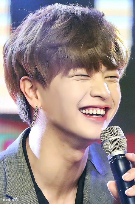 Flovesongjae's tweet photo. 🎂 ขอให้ยุกซองแจของเราเป็นพลังที่สดใสให้โลกใบนี้ต่อไป ไม่ว่าจะเกิดอะไรขึ้น เมโลดี้คนนี้จะอยู่ข้างยุกซองแจเสมอนะ💙
สุขสันต์วันเกิด ยุกซองแจ 🎉❤️
#HAPPYOOKDAY
#사ㄹ6하는_우리성재_생일왔어6
@OFFICIALBTOB @BTOB_6SJ
มาช้าแต่มานะ😎 https://t.co/OZMl0sT1Zs