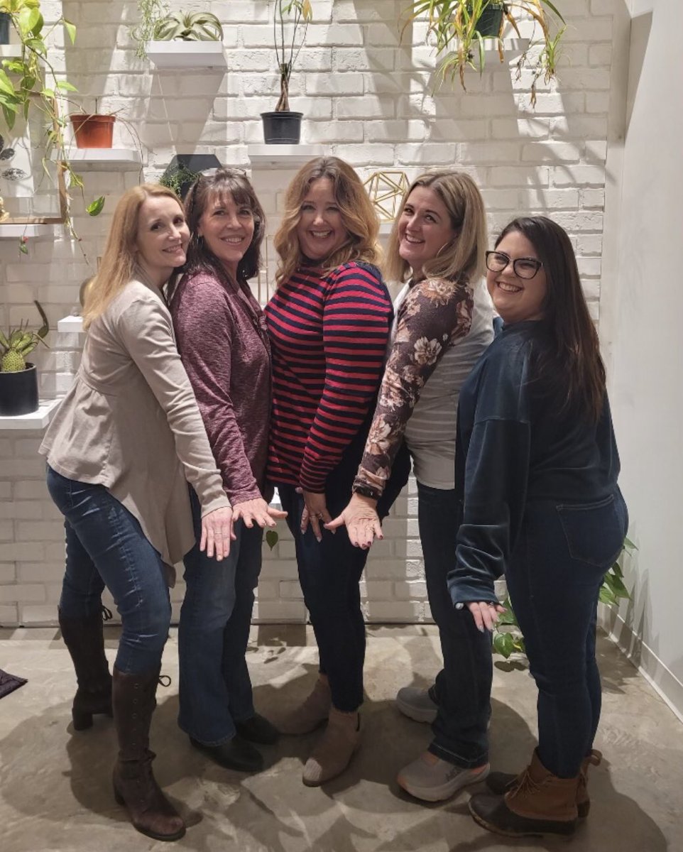 WoodbrookCCS's tweet image. Honoring our amazing teachers during Teacher Appreciation week!  Our Fabulous fourth grade team! 🍎🥰 #myccs