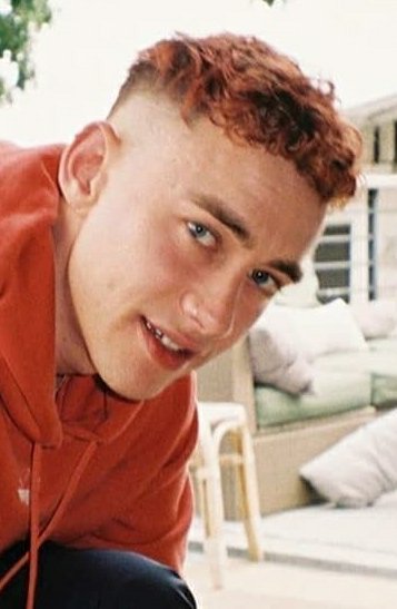 larapolt78's tweet photo. @alexander_olly Difficult roads often lead to wonderful destinations. 
♥️ https://t.co/9SmxxYKLvL