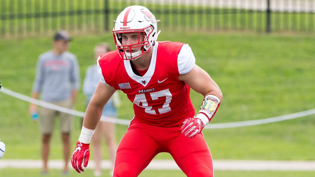 _ChaseLB's tweet photo. Blessed and grateful to receive my 15th D1 offer to Marist College!!
@Marist_Fball @Coach_Butera https://t.co/41pE2xVpjZ