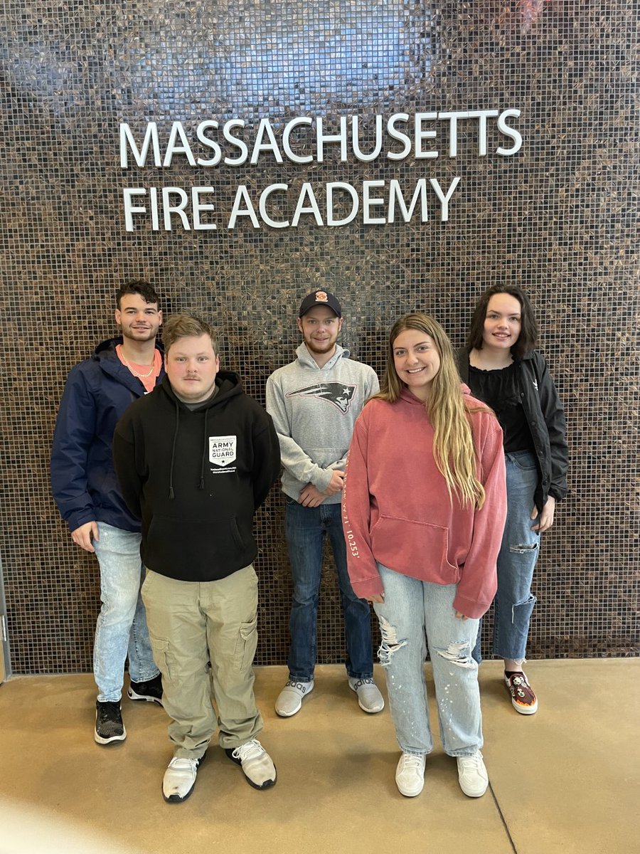 goannamaria's tweet image. Fire science faculty member and former Lynnfield Fire Chief, Thomas Bogart took fire science students on a field trip to the Massachusetts Firefighting Academy in Stow.