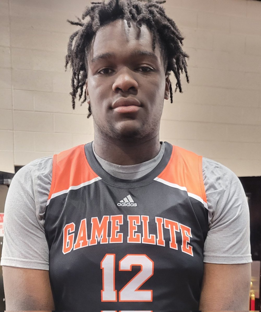JHillsman's tweet photo. Peyton Marshall easily was most impressive player at @OntheRadarHoops Who Wants The Smoke. Drop step becoming a serious problem/trademark, defensive awareness/affect is trending up and the passing (post/high post)/to re-post) is top notch. Must cut down on power dribble in paint. https://t.co/4UZVJWIIVG
