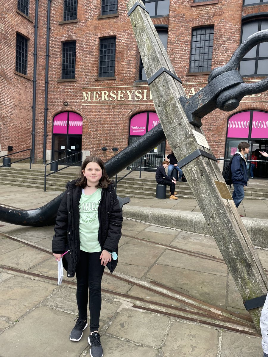 Victoria Highet tweet media