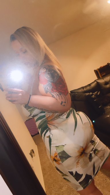 I need to be licked from head to toe 😩😩😩 https://t.co/Zngjue4NGF