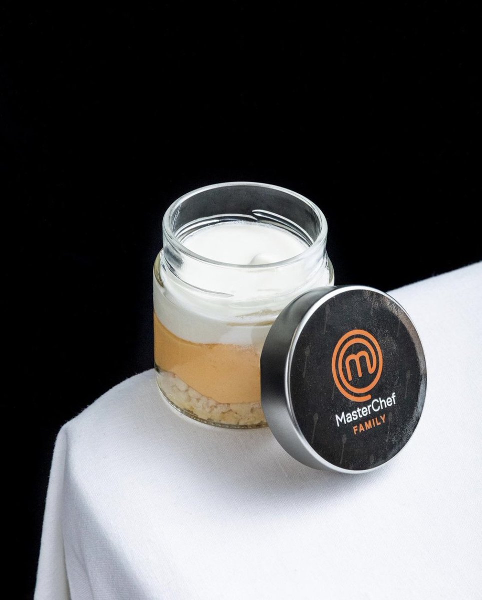 ¿Te acuerdas del delicioso postre de <a href="/Josietwitteando/">Josie</a>? Entra en MasterChef Family de <a href="/LaGranFamiliaDG/">La Gran Familia Mediterránea</a> y prueba la nueva reinterpretación al estilo #MasterChef10 just-eat.es/a-domicilio/ca…