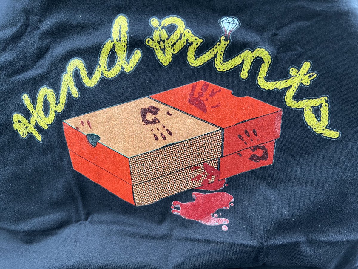 wjhyde's tweet image. ⁦@KaneMayfield⁩ #HandprintsNFT #qualityMerch ❤️‍🩹☮️🙏🌎