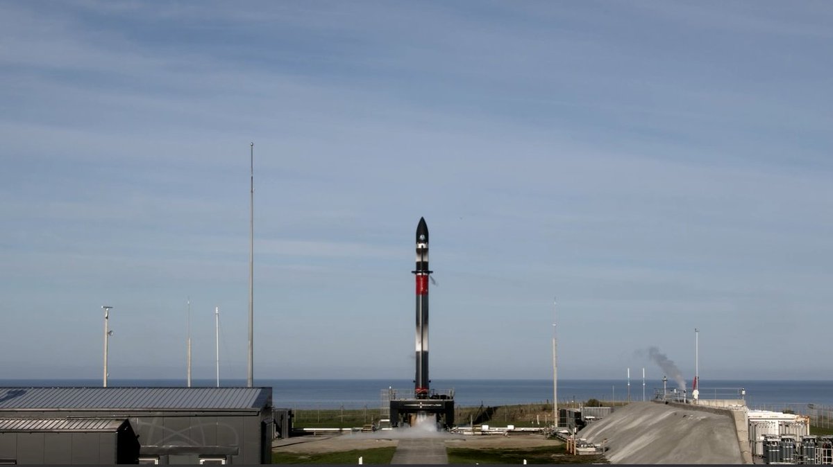 RocketLab's tweet photo. LOx fill is underway at LC-1 for #ThereAndBackAgain https://t.co/n0VGbIJyCa