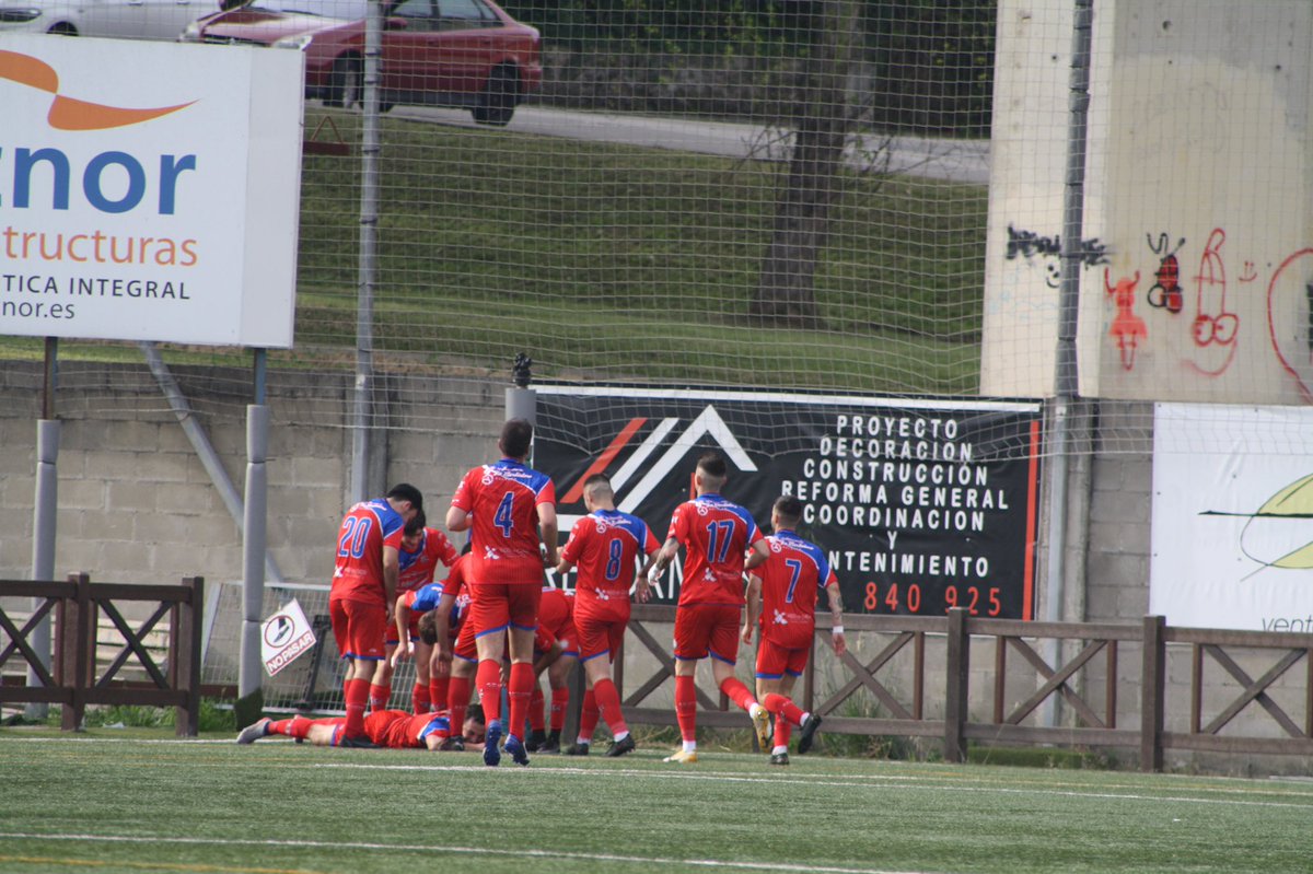 LaPreferenteCan's tweet photo. Crónica ✍️ | Un heroico @Solares_MCudeyo se impone (2-1) al San Martín y certifica su ascenso.

https://t.co/xPhWycC87g https://t.co/sopvg6eduO