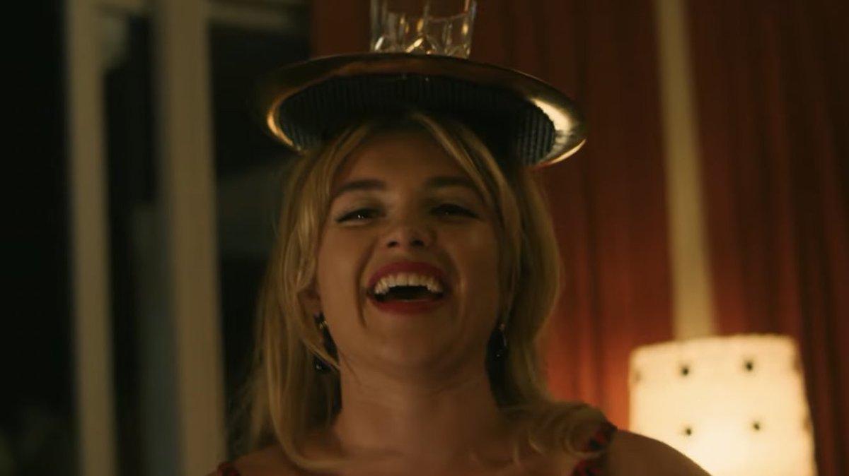 pughthinker's tweet photo. florence pugh you are insane!!!!! https://t.co/sqZnpokvPW