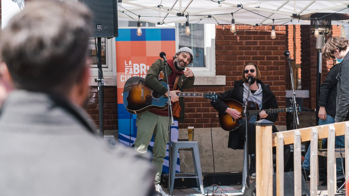 Transistor Média tweet media