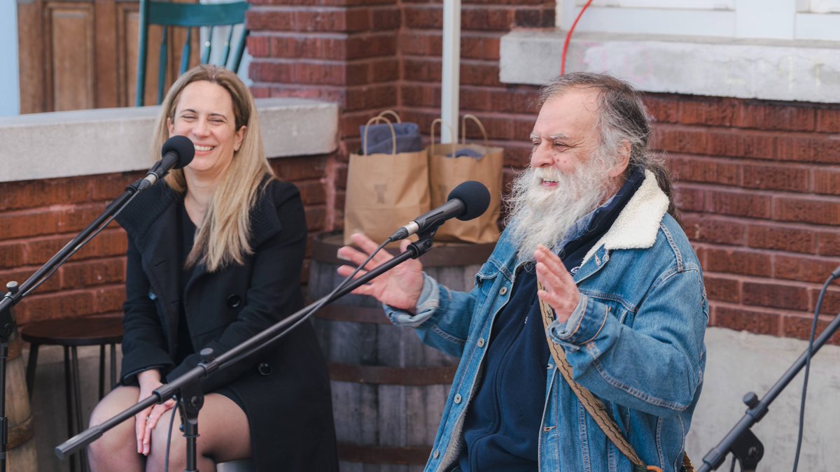 Transistor Média tweet media