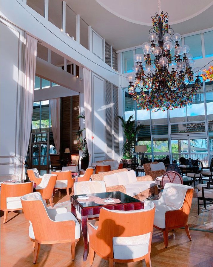 KahalaResort's tweet photo. Sparkling sunlight serenity in our dining room. Mahalo for joining us @coco525aloha!
#atthekahala #livekahala #oahudining #oahueats #oahu https://t.co/GdYPEbRwk7