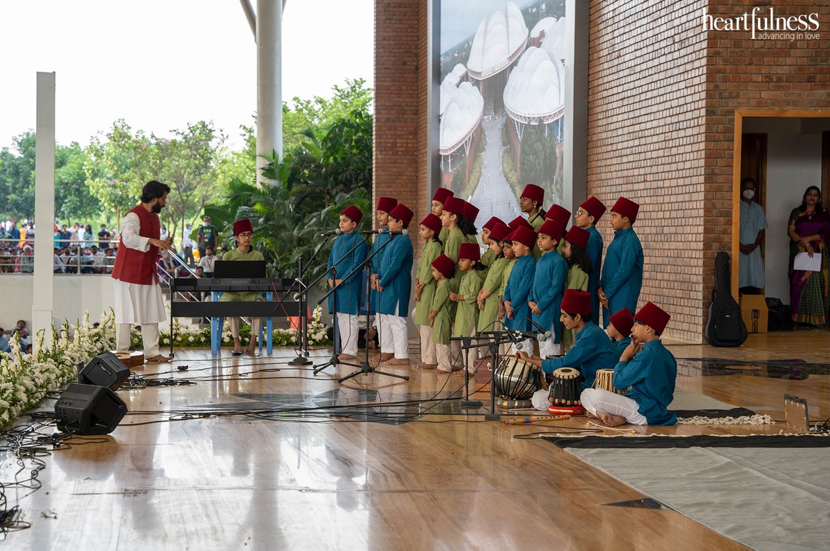 heartfulness's tweet photo. The feeling of #positivity in Kanha was also experienced in #Heartfulness centres around the world and wherever meditators celebrated these special days.
Everyone is welcome to take part in the next #bhandara on 23,24,25 July 2022.

#HeartfulnessBhandara https://t.co/OpkP1vdpol