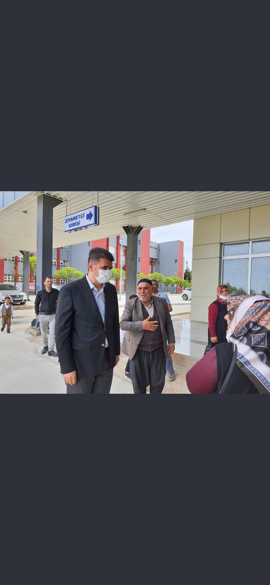 Şu mübarek ramazan bayramında bizi yalnız bırakmayan sayın Şehitkamil kaymakamımız sayın Ömer kalaylı bey çok teşekkür ederim