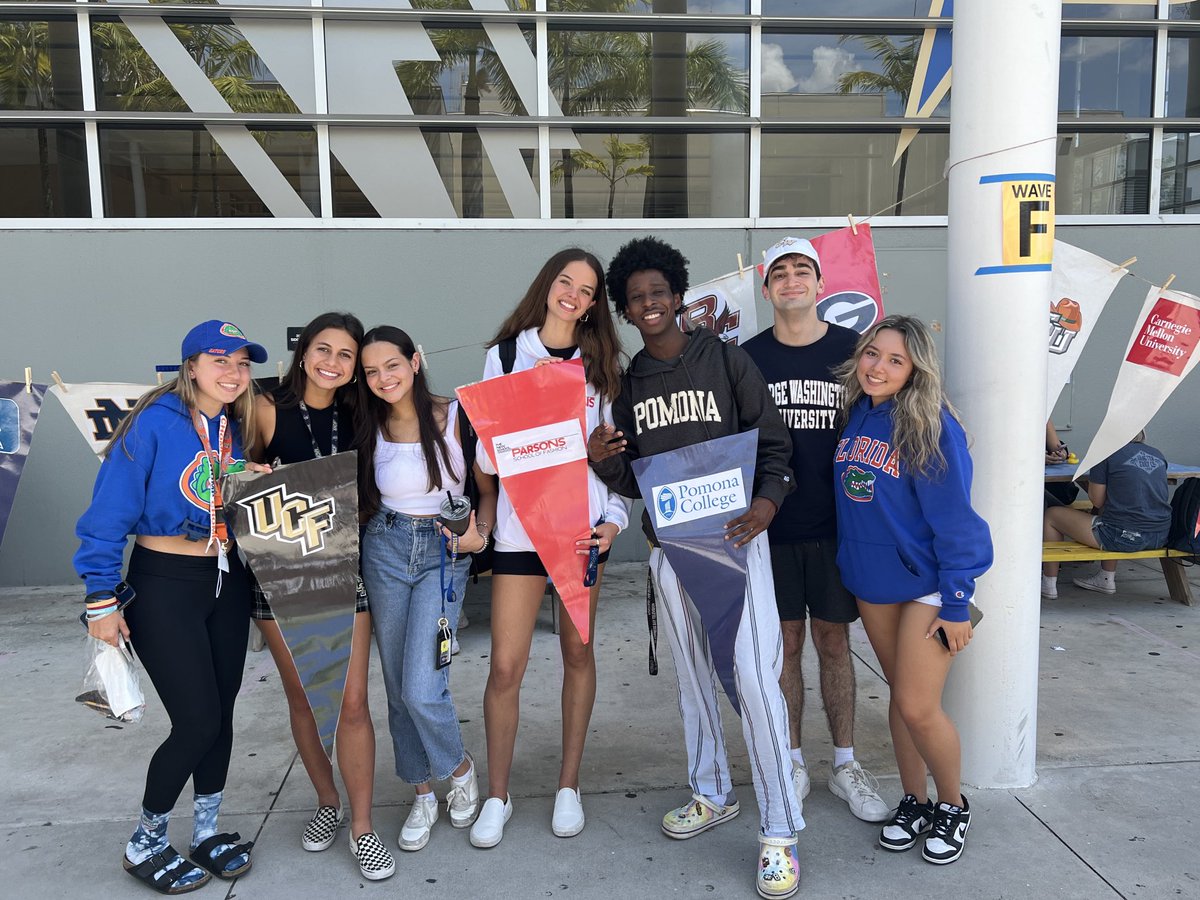 College Decision Day at the Bay! 🎓⚡️⁦<a href="/cbhssga/">Cypress Bay SGA</a>⁩