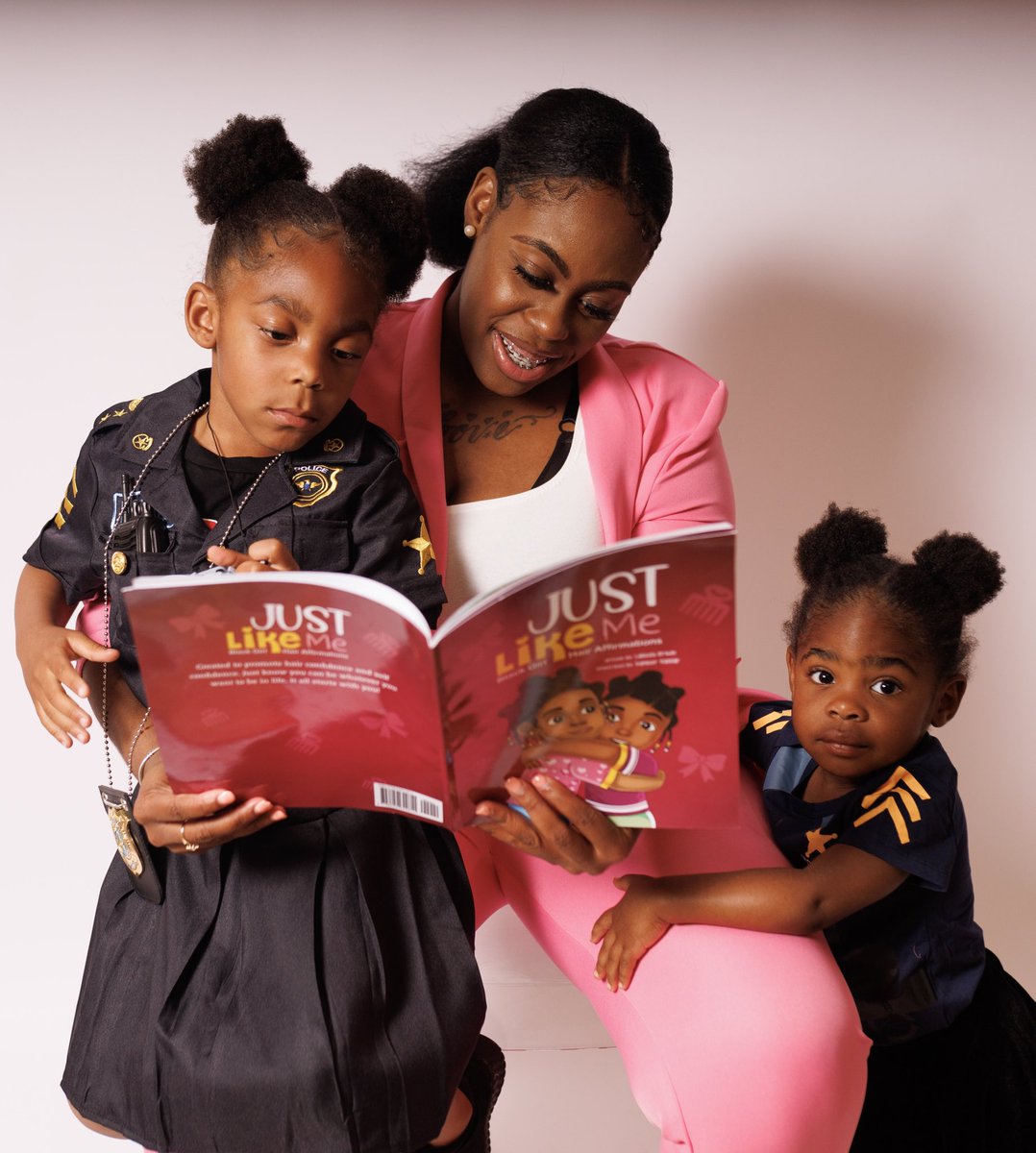 Lakesiaaa's tweet image. My Twitter doesn’t get as much attention as my fb. But oh well I’m happy ☺️. I self published my first African American Children’s Book 📚💖.