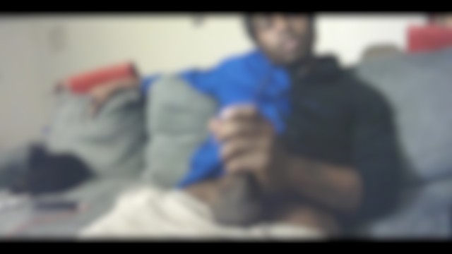 I just uploaded a Fan-exclusive video to PornhubModels. Wanna see what you're missing? https://t.co/4Xe8lNMEg8