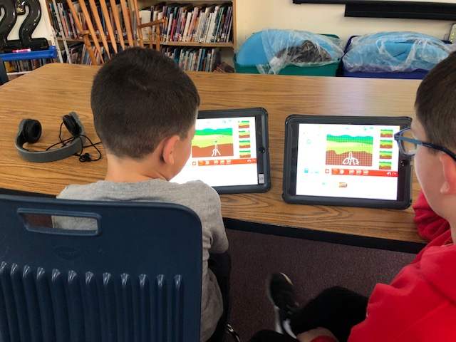 Ridgeway 2nd graders use Scratch Jr. to show the plant life cycle in library media! <a href="/rvaruolo/">Rocco Varuolo</a>, <a href="/equityinCSEd/">Heather Cunningham, EdD</a>, <a href="/RidgewayLMC/">Ridgeway Library</a>, <a href="/Ridgeway_WP/">Ridgeway Elementary</a>