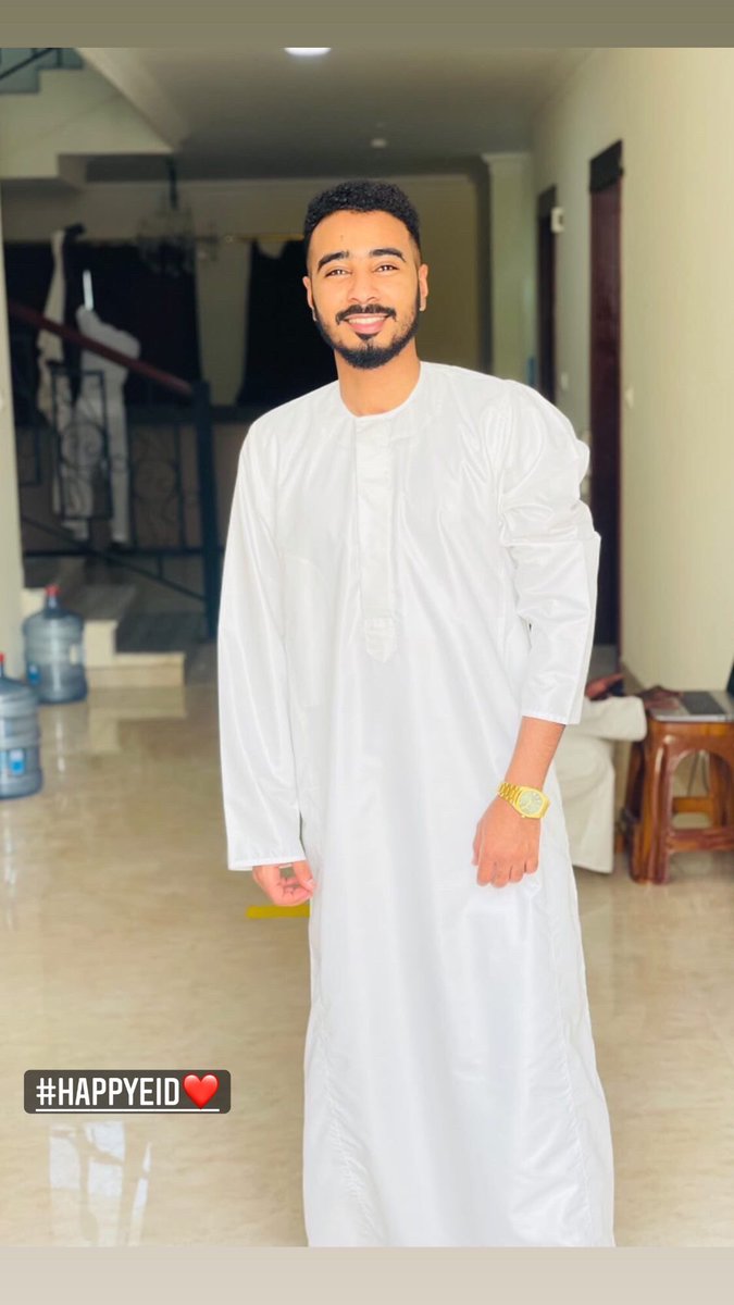 elgazouli___'s tweet photo. #HappyEid https://t.co/xfTN7kf5hI