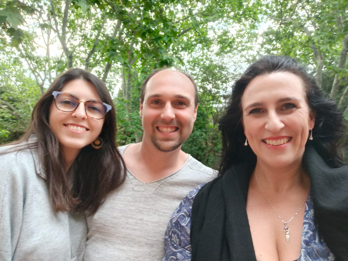 Something big’s coming up !!! Finally spending time off-screen 🗣👀 <a href="/robmwhit/">Robyn Whittaker</a> <a href="/JordiDiazG/">Jordi Díaz Gibson</a> <a href="/mireialerm/">Mireia</a>