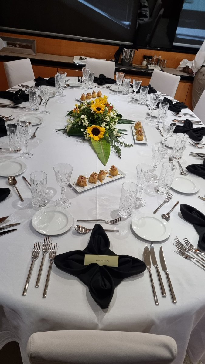 EXECUTIVE Yachting 🇨🇭 tweet media