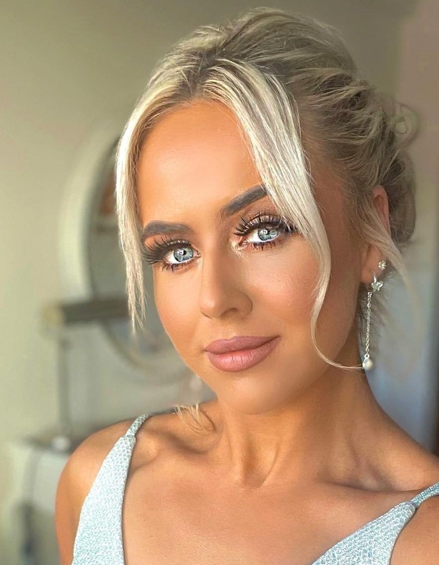 Positivity is not a mood but state of mind. 

🌸New character, not new to RP
🌸Descriptive
🌸Here for banter, make friends and find a writing partner. DM to plot.
🌸Will only ship if strong chemistry 
🌸I hope to bring happy and positive vibes to TL 

Please share x