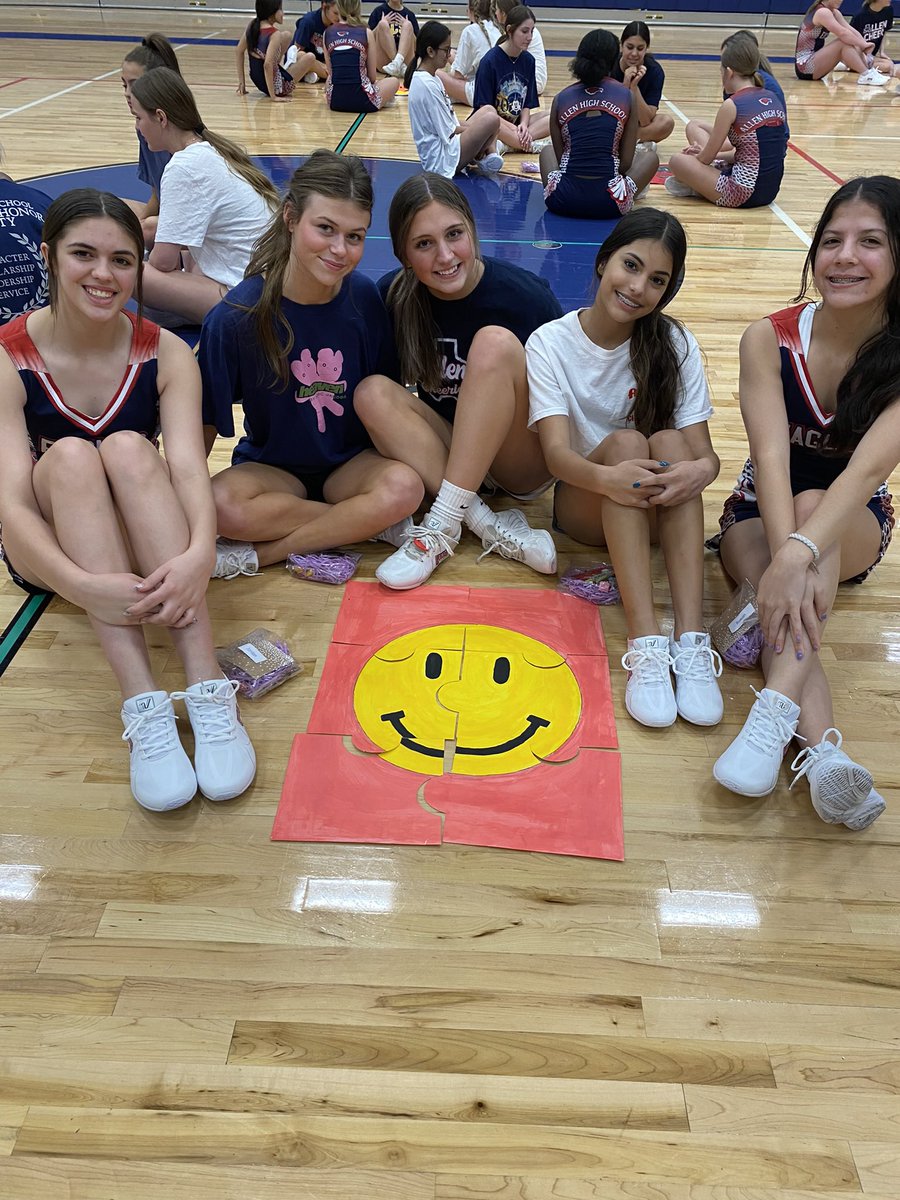 Allen Cheerleading tweet media