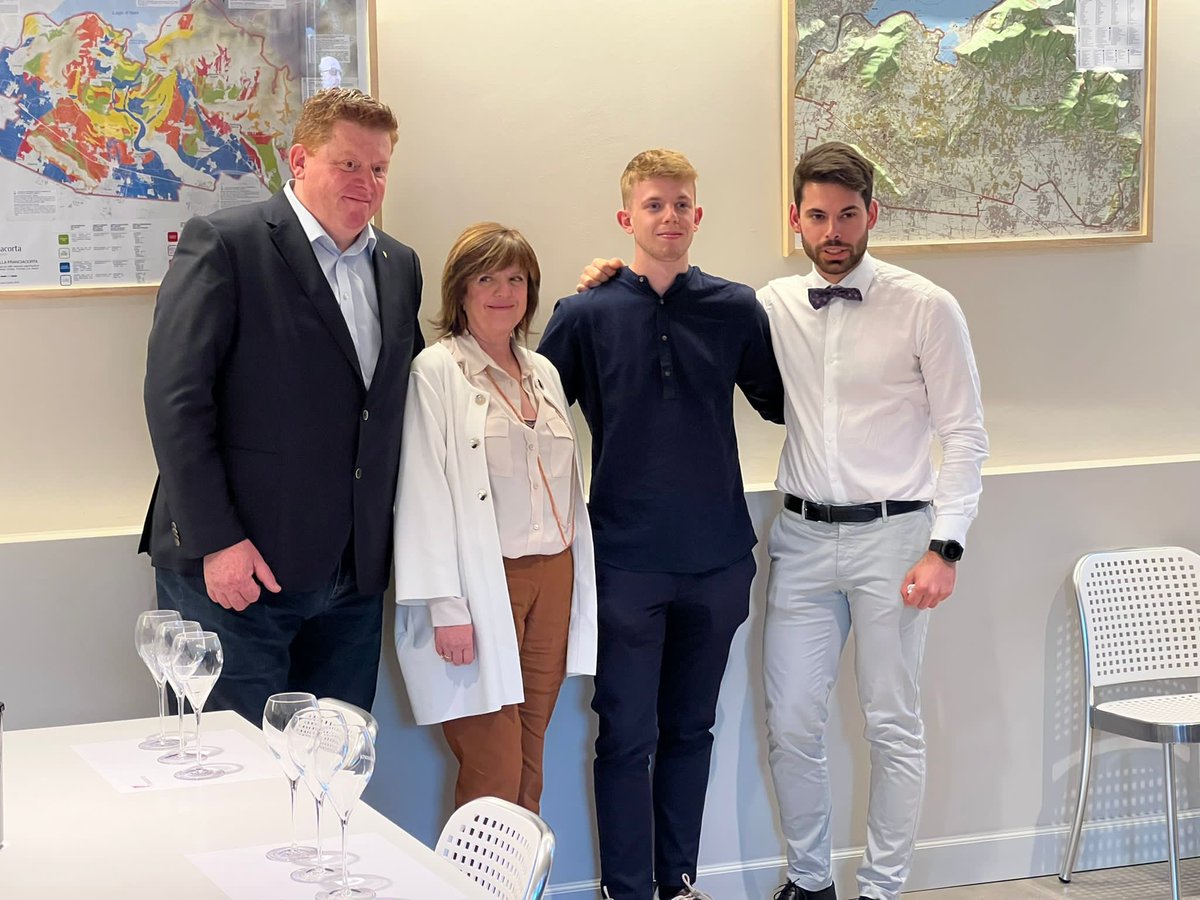Con l’occasione è stata inoltre inaugurata una delle sale della nuova sede del Consorzio dedicata a Francesco Arrigoni e presentato il libro "Franciacorta, ieri oggi domani".