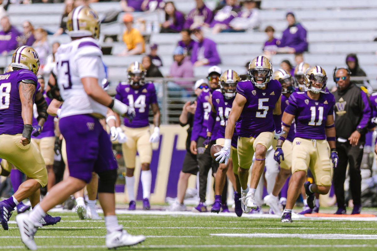 The defense went crazy 😈

#BowDown #PurpleReign