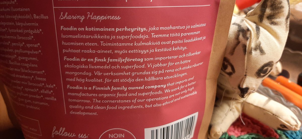 MaipuMaire's tweet photo. Ulkona harmaata ja #tuulee🌬
Vapun jäljiltä sisällä värikästä🌹
Maukas ja monipuolinen #BERRYmix👌🏼😋
@IrmeliKaija @TiinaAiraksinen @JohannaKukka @annelitiainen1 @AnnukkaMeronen @jniemi37 @JP_Latti👍🏼
@AVehkaoja @kallio2017 @SariPykala @SeijaHam https://t.co/6dqjWofLcI